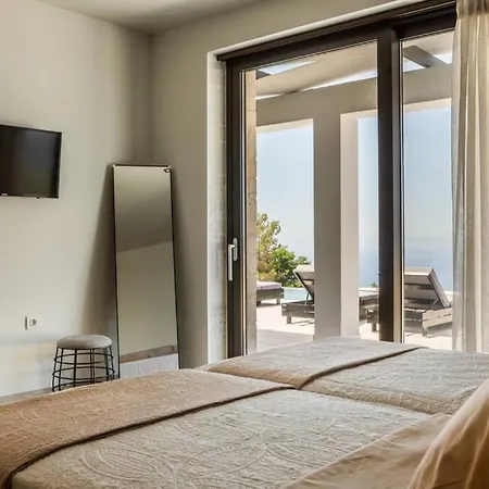 Villa Panorama Blue Kefalonia - Luxury In Lourdata Simotáta